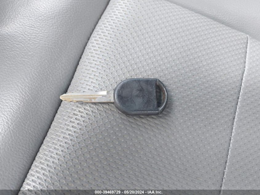 2005 Ford F-150 Stx/Xl/Xlt VIN: 1FTRF14W45KF14195 Lot: 39469729