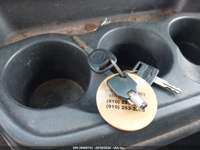 2005 Chevrolet Express VIN: 1GCGG25U051209841 Lot: 39469743