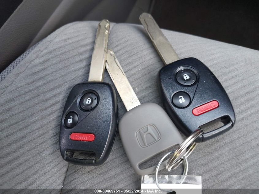 2009 Honda Civic Lx VIN: 1HGFA16549L013556 Lot: 39469751