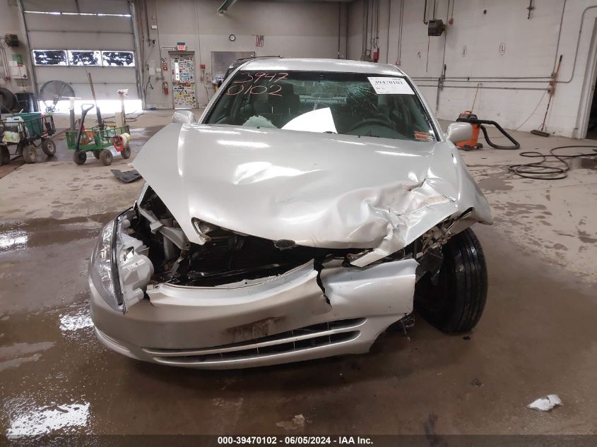 2004 Toyota Camry Le V6 VIN: 4T1BF32K74U589291 Lot: 39470102