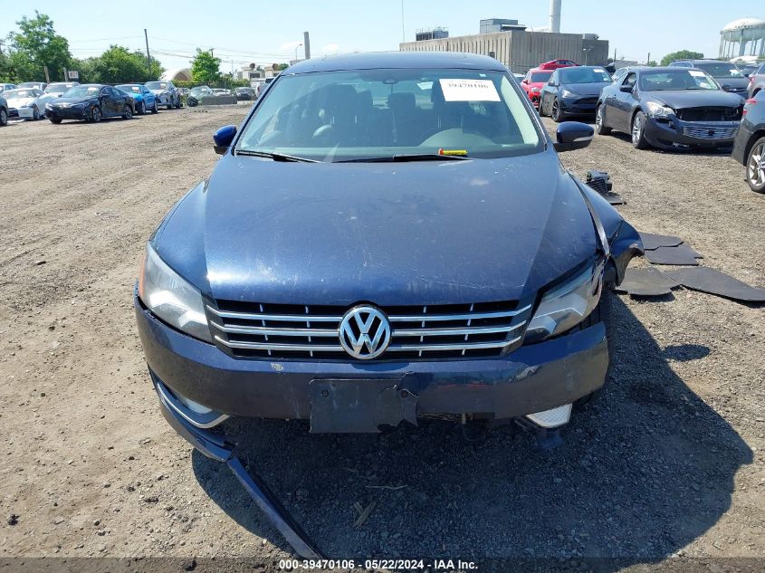 2015 Volkswagen Passat 3.6L V6 Sel Premium VIN: 1VWCM7A3XFC020781 Lot: 39470106