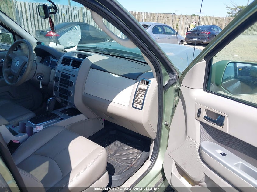 2010 Mercury Mariner Premier VIN: 4M2CN8H79AKJ24654 Lot: 39470147