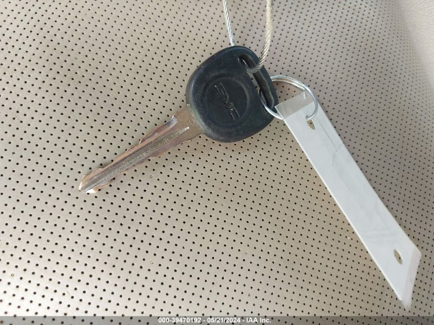 2014 GMC Sierra 2500Hd Denali VIN: 1GT125E8XEF103229 Lot: 39470192