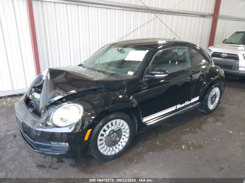 2014 Volkswagen Beetle 2.5L VIN: 3VWJP7AT6EM615042 Lot: 39470273