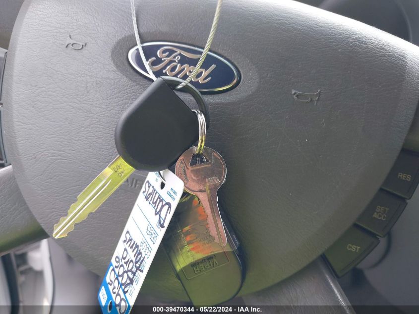 2006 Ford Taurus Se VIN: 1FAFP53216A261081 Lot: 39470344