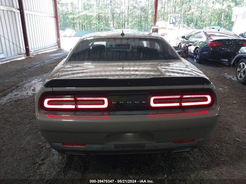 2018 Dodge Challenger Sxt Plus VIN: 2C3CDZAG8JH112404 Lot: 39470347