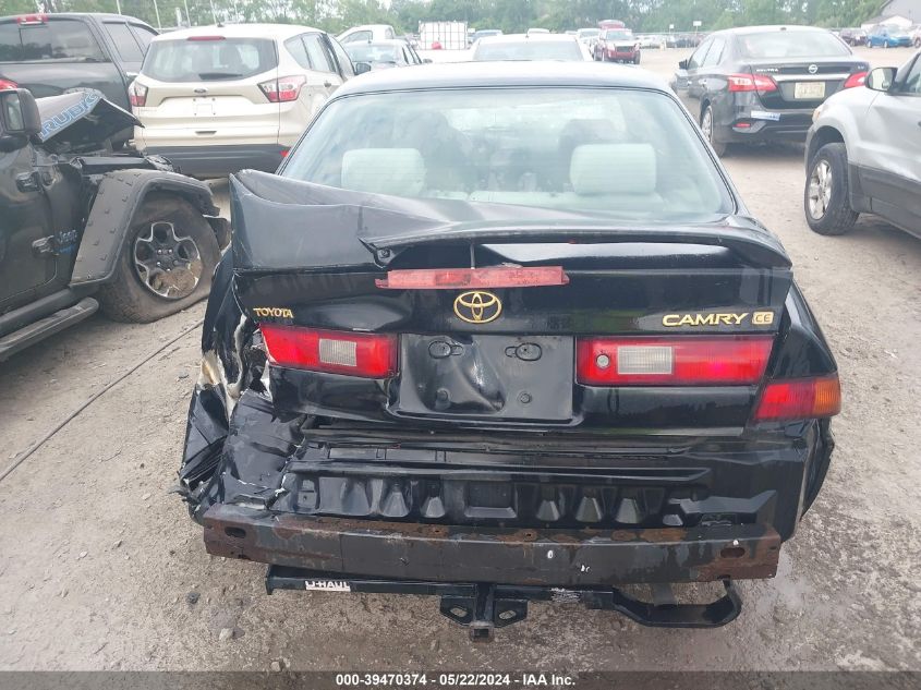 1999 Toyota Camry Ce VIN: 4T1BG22K2XU390483 Lot: 39470374