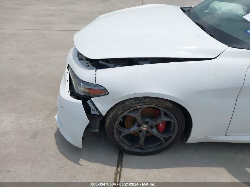 2018 Alfa Romeo Giulia Ti Sport Rwd VIN: ZARFAECN5J7572773 Lot: 39470504