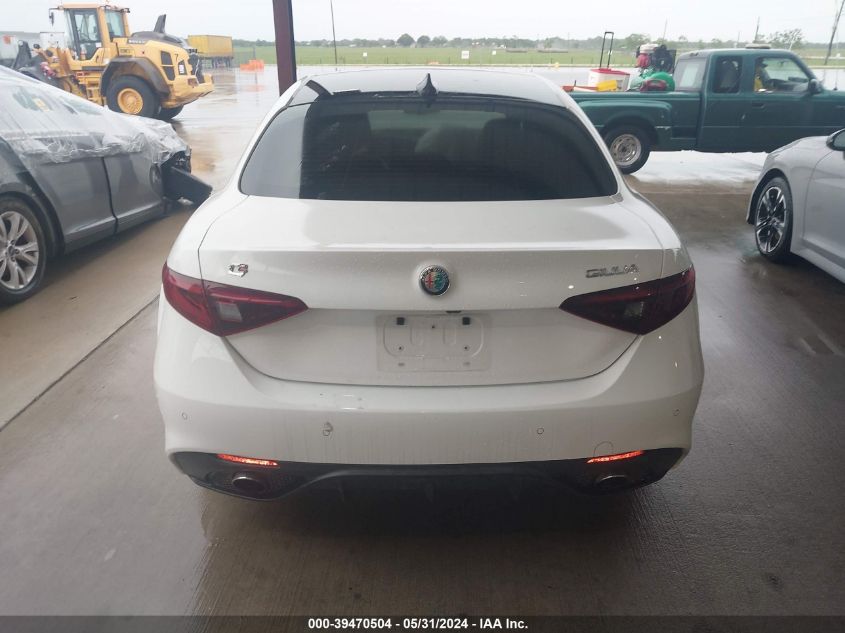 2018 Alfa Romeo Giulia Ti Sport Rwd VIN: ZARFAECN5J7572773 Lot: 39470504