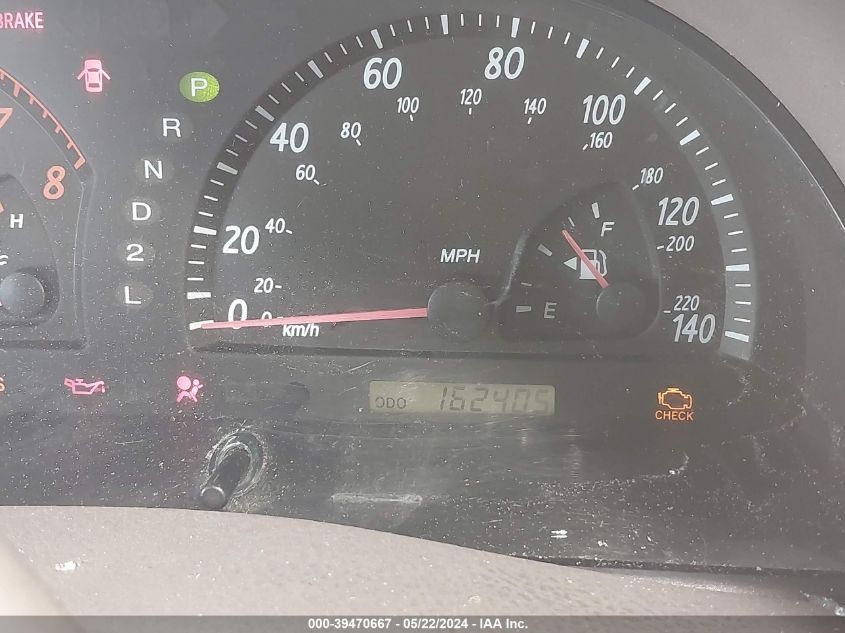 2004 Toyota Camry Le VIN: 4T1BE32K04U890178 Lot: 39470667