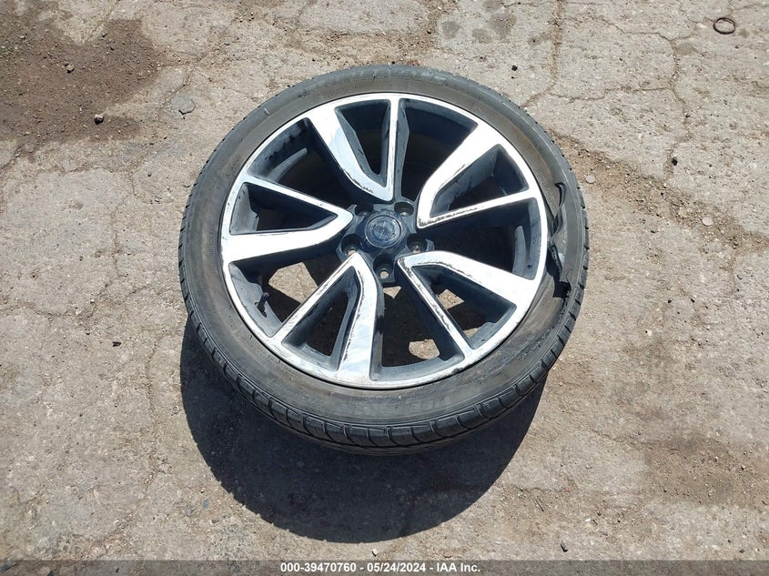 2019 NISSAN ROGUE SPORT SL - JN1BJ1CR1KW620199