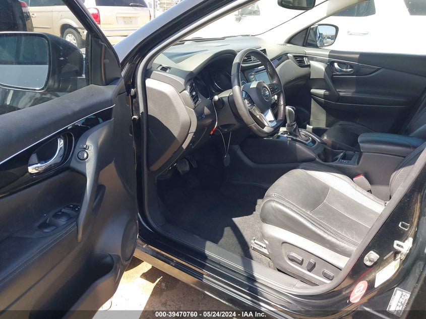 2019 NISSAN ROGUE SPORT SL - JN1BJ1CR1KW620199