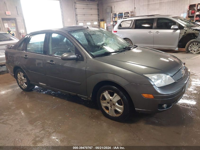 2005 Ford Focus Zx4 VIN: 1FAHP38Z95W225515 Lot: 39470767