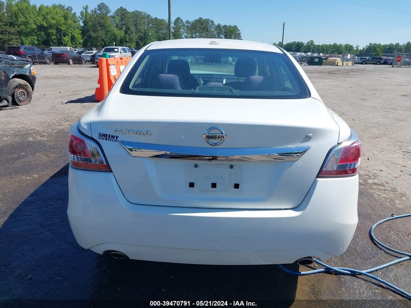 2015 Nissan Altima 2.5 S VIN: 1N4AL3AP5FC165192 Lot: 39470791