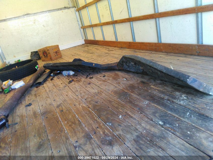 2016 Ford E-350 Cutaway VIN: 1FDWE3FL5GDC43896 Lot: 39471022