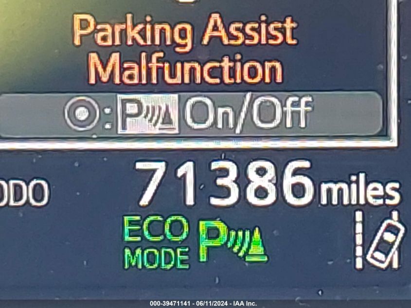 2017 Toyota Rav4 Platinum VIN: 2T3DFREV7HW691592 Lot: 39471141