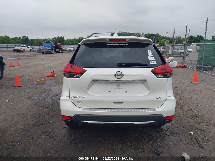 2017 Nissan Rogue Sv VIN: 5N1AT2MT8HC840609 Lot: 39471194