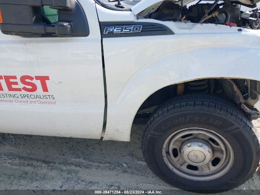 2015 Ford F-350 Chassis VIN: 1FD7W3E62FEC82872 Lot: 39471254