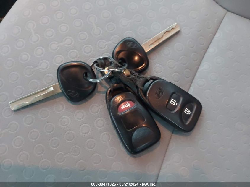 2013 Hyundai Accent Se VIN: KMHCU5AE5DU102638 Lot: 39471326