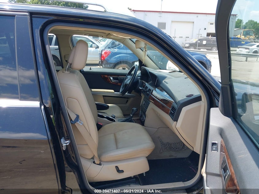 2010 Mercedes-Benz Glk 350 4Matic VIN: WDCGG8HB3AF427003 Lot: 39471407