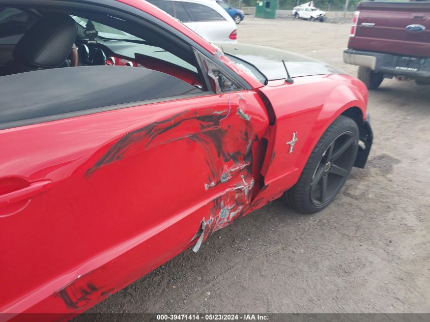 2005 Ford Mustang V6 Deluxe/V6 Premium VIN: 1ZVFT80N555259375 Lot: 39471414