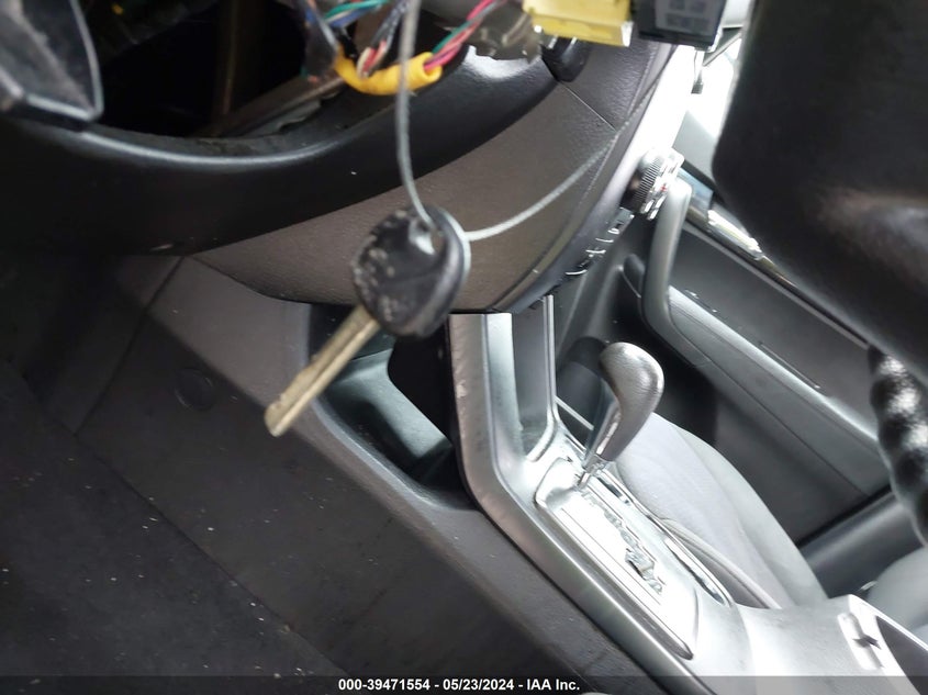 2011 Kia Sorento Lx VIN: 5XYKT3A11BG005083 Lot: 39471554