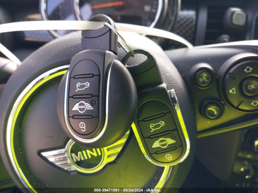 2018 MINI HARDTOP S - WMWXU3C5XJ2F50369