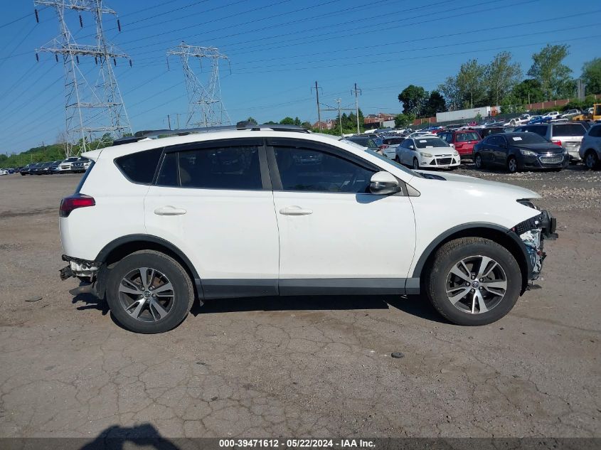 JTMWFREV5HJ705738 2017 Toyota Rav4 Xle