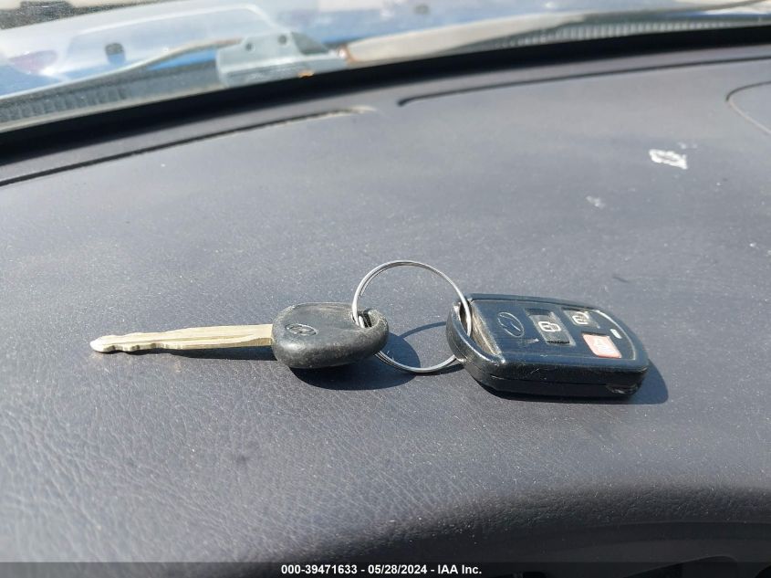 2004 Hyundai Elantra Gls/Gt VIN: KMHDN46D34U916783 Lot: 39471633