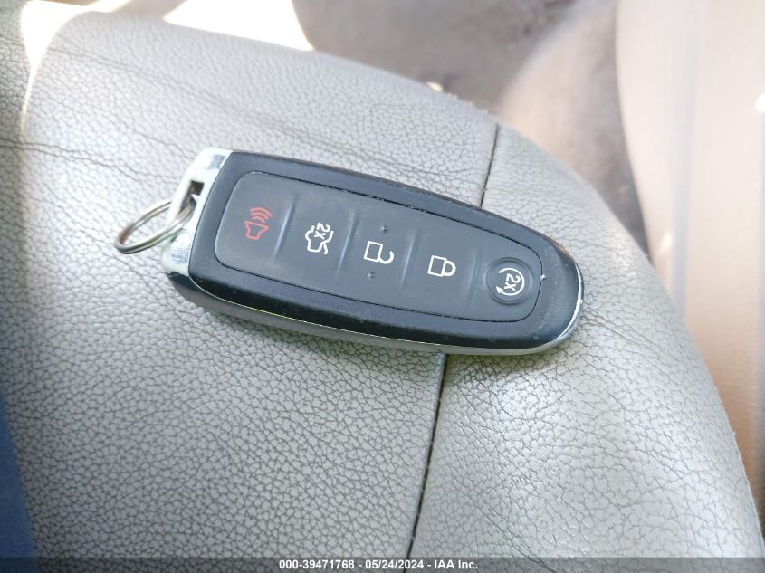 2014 Ford Escape Titanium VIN: 1FMCU9J93EUB58640 Lot: 39471768