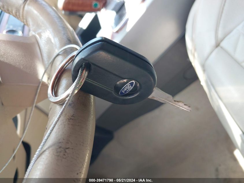 2010 Ford Expedition Eddie Bauer/King Ranch VIN: 1FMJU1H55AEB68148 Lot: 39471798