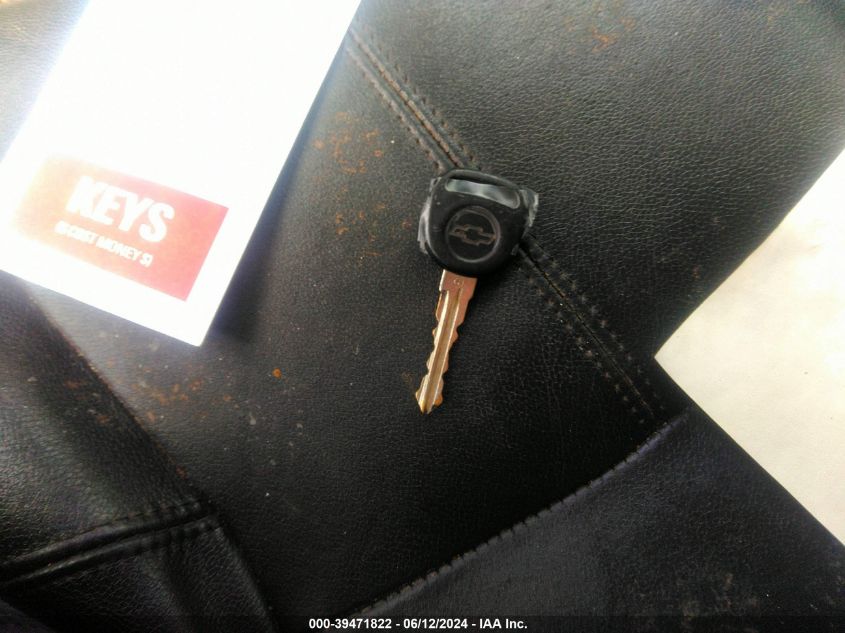 2011 Chevrolet Silverado 1500 Lt VIN: 3GCPCSE04BG334735 Lot: 39471822