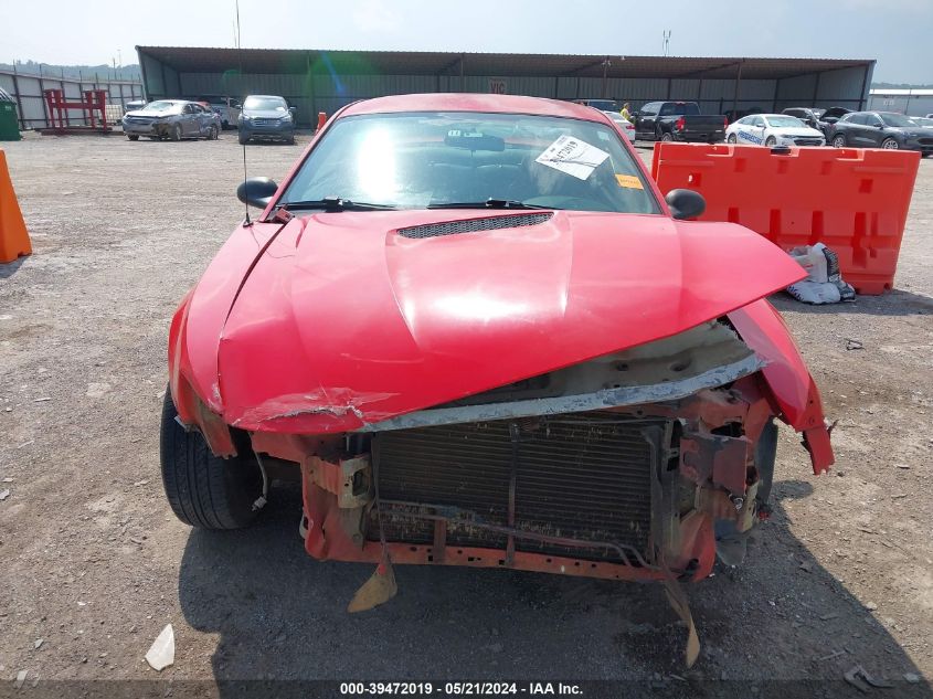 2000 Ford Mustang VIN: 1FAFP4046YF204218 Lot: 39472019