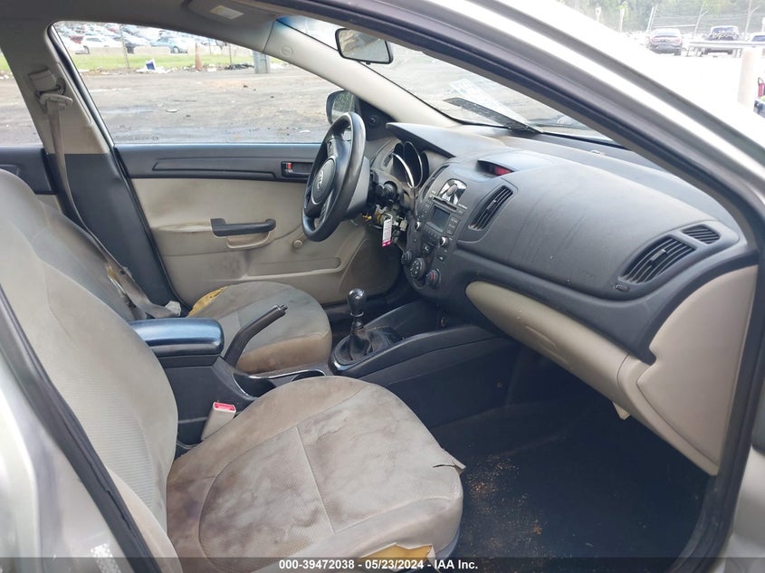 2013 KIA FORTE LX - KNAFT4A2XD5677359
