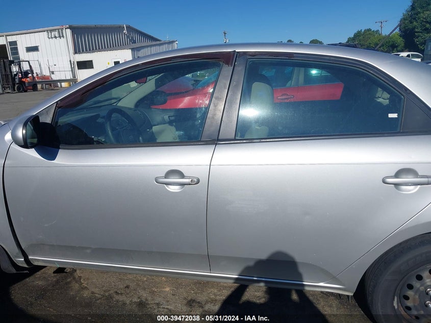 2013 KIA FORTE LX - KNAFT4A2XD5677359