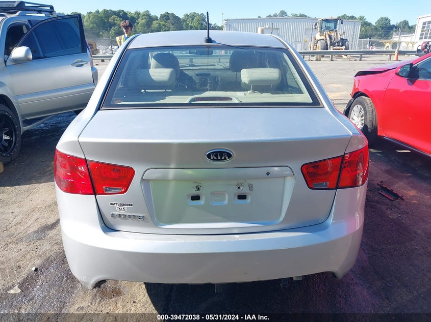 2013 KIA FORTE LX - KNAFT4A2XD5677359