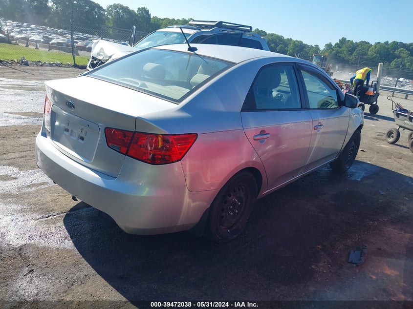 2013 KIA FORTE LX - KNAFT4A2XD5677359