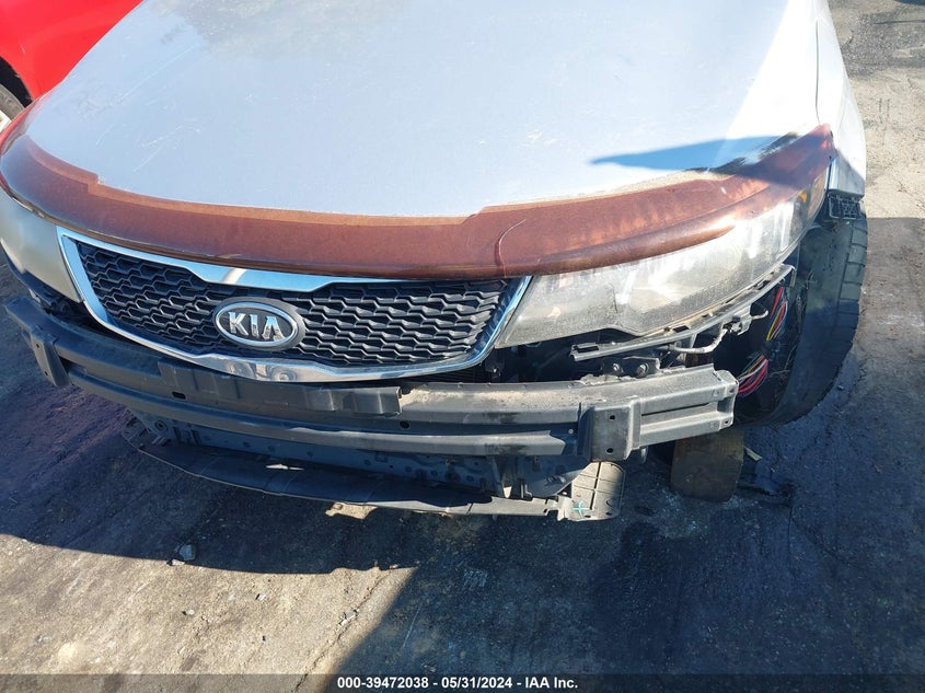 2013 KIA FORTE LX - KNAFT4A2XD5677359