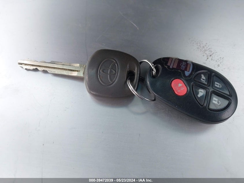 2017 Toyota Sienna Le 8 Passenger VIN: 5TDKZ3DC5HS829689 Lot: 39472039