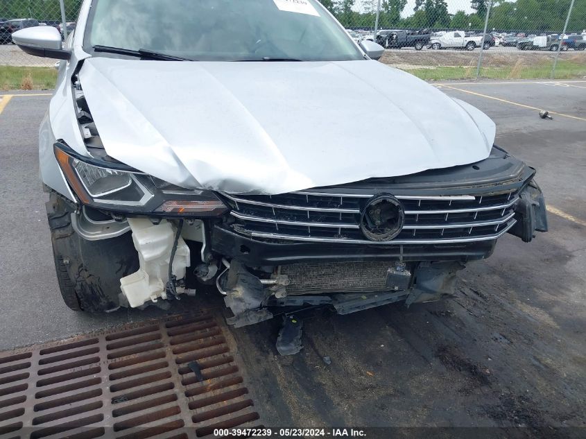 2017 Volkswagen Passat 1.8T S VIN: 1VWAT7A31HC016860 Lot: 39472239