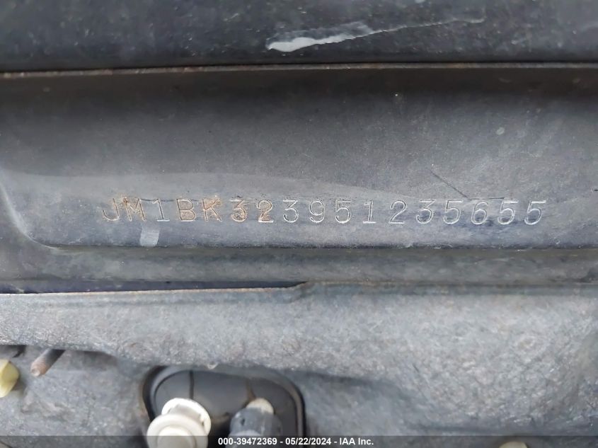 2005 Mazda Mazda3 S VIN: JM1BK323951235655 Lot: 39472369