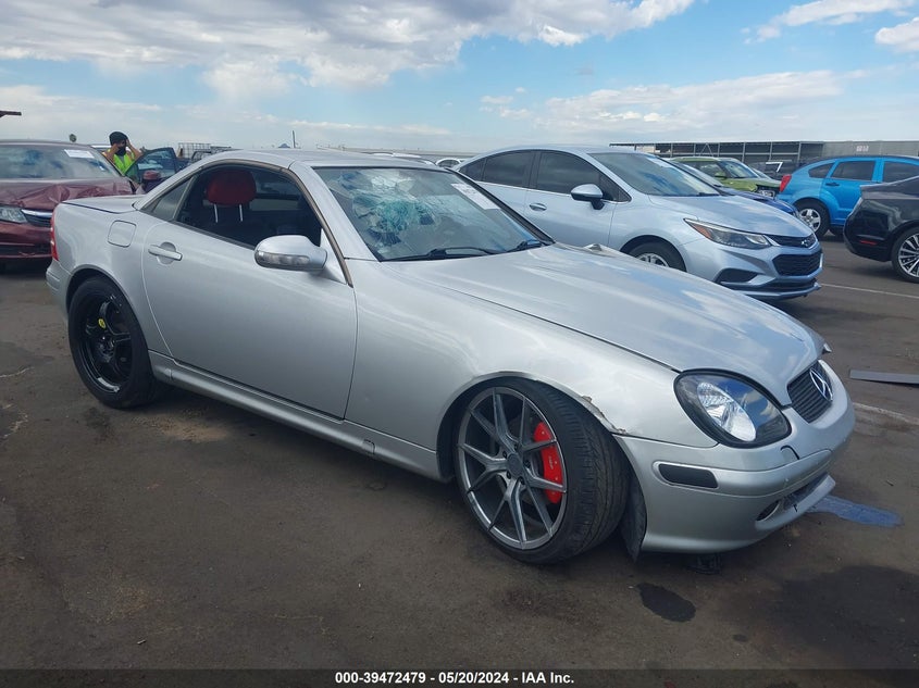 2003 Mercedes-Benz Slk 320 VIN: WDBKK65F43F281853 Lot: 39472479