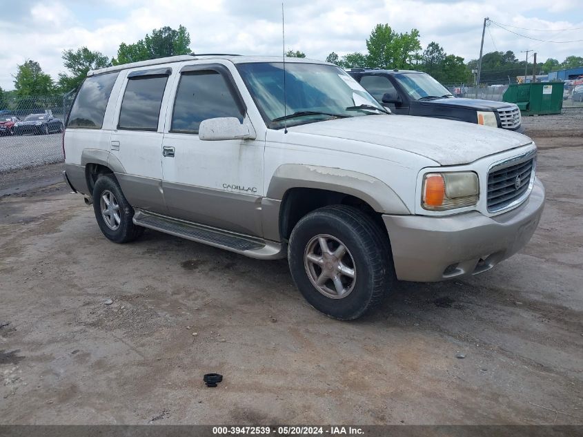 1999 Cadillac Escalade Standard VIN: 1GYEK13R9XR411932 Lot: 39472539