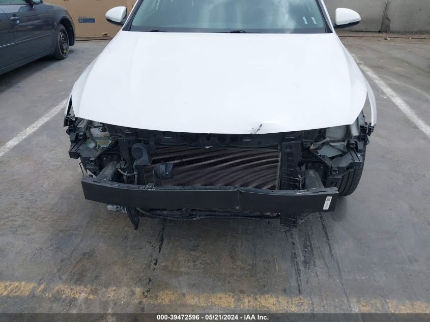 2018 Kia Optima Lx VIN: 5XXGT4L34JG253387 Lot: 39472596