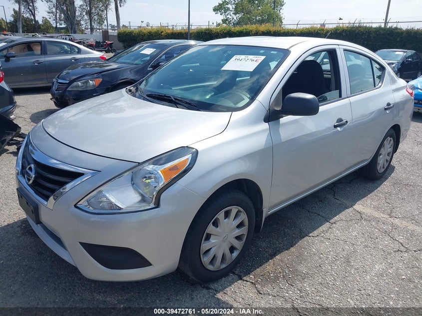 2015 NISSAN VERSA 1.6 S - 3N1CN7AP5FL934317