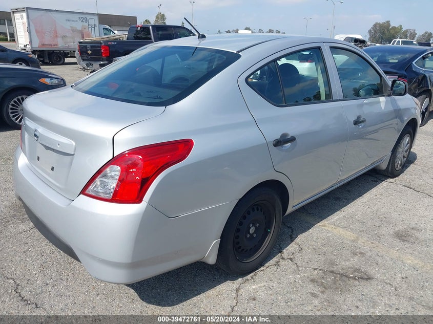 2015 NISSAN VERSA 1.6 S - 3N1CN7AP5FL934317