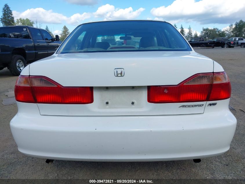 2000 Honda Accord 3.0 Ex VIN: 1HGCG1652YA013938 Lot: 39472821
