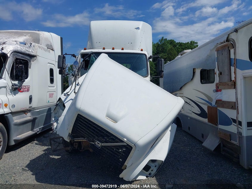 2004 Volvo Vn Vnl VIN: 4V4NC9GG04N363691 Lot: 39472919