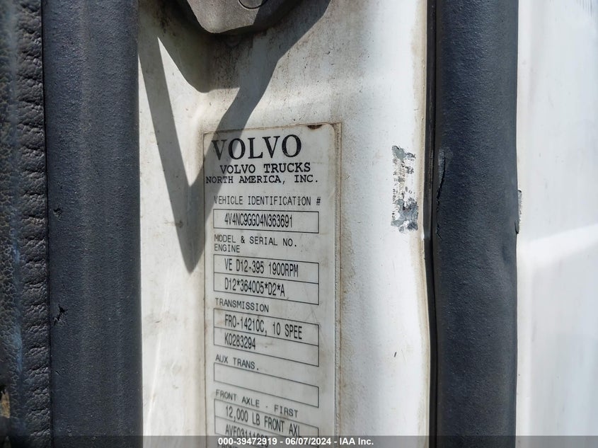 2004 Volvo Vn Vnl VIN: 4V4NC9GG04N363691 Lot: 39472919