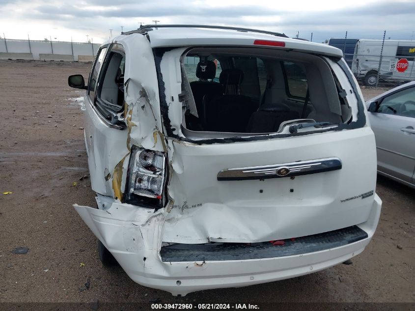 2010 Chrysler Town & Country Touring Plus VIN: 2A4RR8D12AR381124 Lot: 39472960